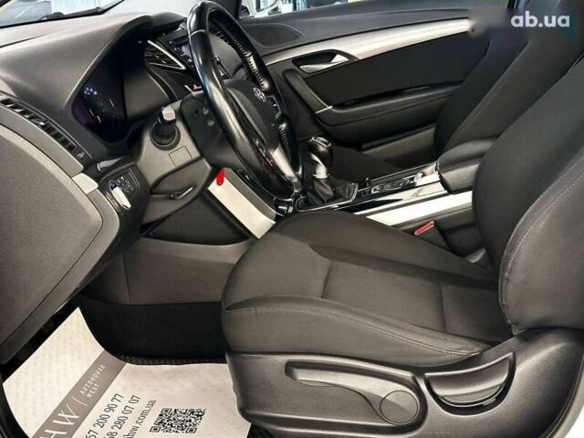 Хендай и40, объемом двигателя 0 л и пробегом 288 тыс. км за 9300 $, фото 13 на Automoto.ua