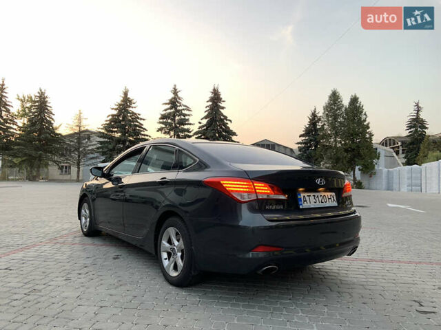 Сірий Хендай і40, об'ємом двигуна 1.69 л та пробігом 142 тис. км за 11000 $, фото 23 на Automoto.ua