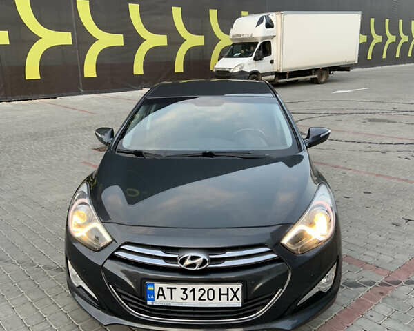Сірий Хендай і40, об'ємом двигуна 1.69 л та пробігом 142 тис. км за 11000 $, фото 2 на Automoto.ua