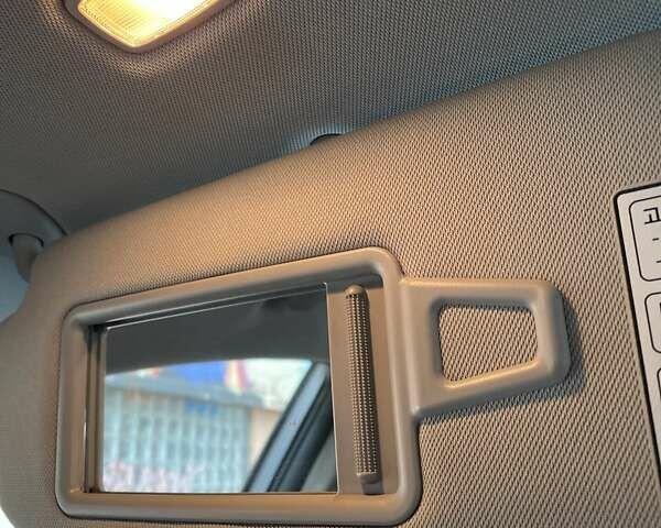 Серый Хендай и40, объемом двигателя 1.7 л и пробегом 270 тыс. км за 10400 $, фото 22 на Automoto.ua