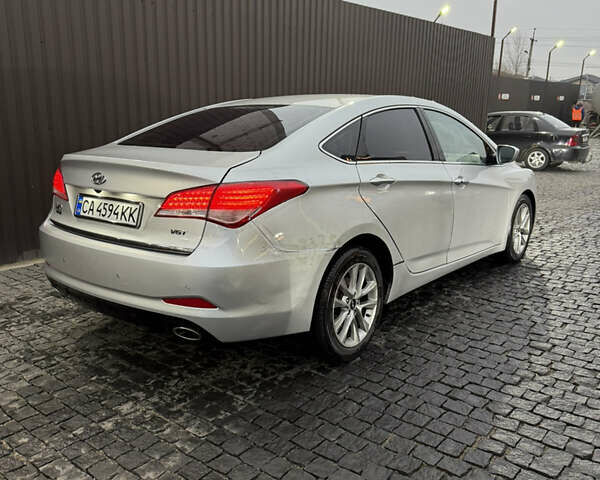 Сірий Хендай і40, об'ємом двигуна 1.69 л та пробігом 150 тис. км за 8100 $, фото 9 на Automoto.ua