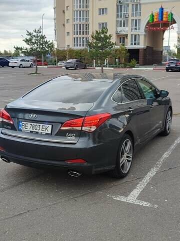 Хендай и40 2015 в Одессе на Automoto.ua Серый Хендай и40, объемом двигателя 1.7 л и пробегом 188 тыс. км за 10600 $, фото 16 на Automoto.ua