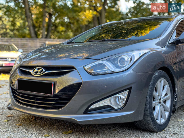 Серый Хендай и40, объемом двигателя 1.69 л и пробегом 142 тыс. км за 9100 $, фото 28 на Automoto.ua