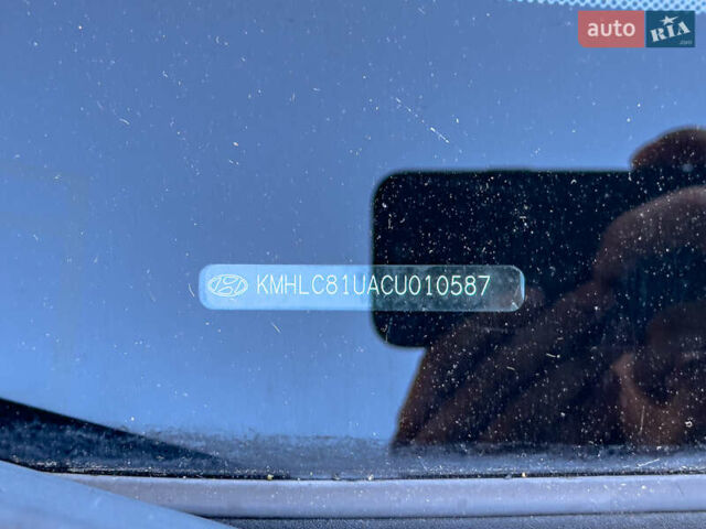 Серый Хендай и40, объемом двигателя 1.69 л и пробегом 142 тыс. км за 9100 $, фото 51 на Automoto.ua