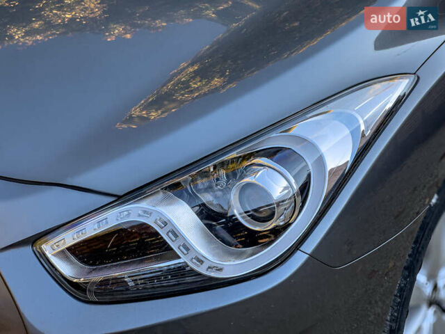 Серый Хендай и40, объемом двигателя 1.69 л и пробегом 142 тыс. км за 9100 $, фото 39 на Automoto.ua