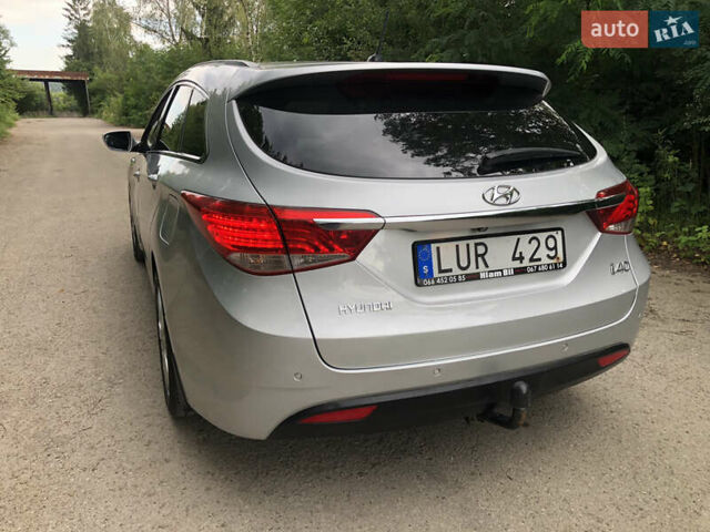Серый Хендай и40, объемом двигателя 1.7 л и пробегом 174 тыс. км за 7900 $, фото 3 на Automoto.ua