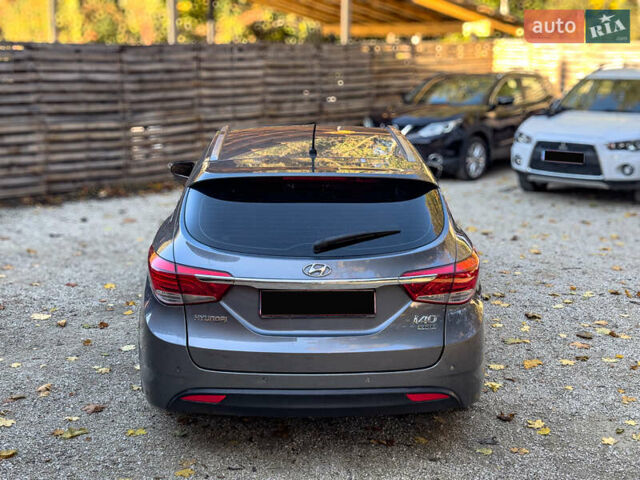 Серый Хендай и40, объемом двигателя 1.69 л и пробегом 142 тыс. км за 9100 $, фото 20 на Automoto.ua