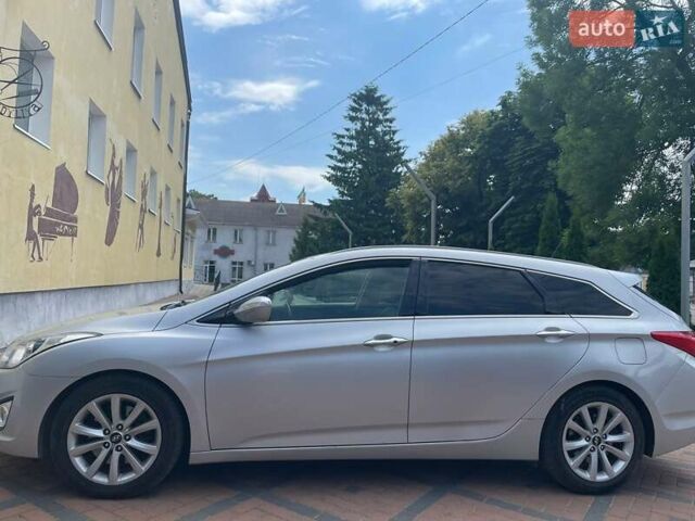 Серый Хендай и40, объемом двигателя 1.69 л и пробегом 247 тыс. км за 9500 $, фото 1 на Automoto.ua