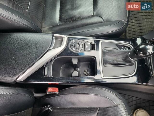 Серый Хендай и40, объемом двигателя 1.7 л и пробегом 238 тыс. км за 8500 $, фото 20 на Automoto.ua