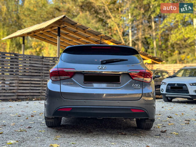 Серый Хендай и40, объемом двигателя 1.69 л и пробегом 142 тыс. км за 9100 $, фото 18 на Automoto.ua