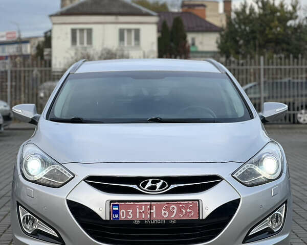 Серый Хендай и40, объемом двигателя 1.7 л и пробегом 169 тыс. км за 8100 $, фото 1 на Automoto.ua
