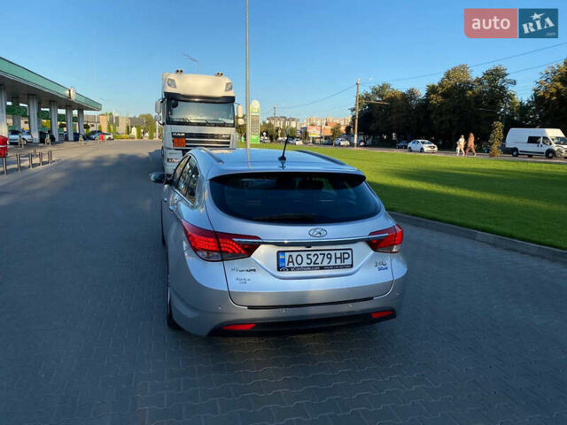 Сірий Хендай і40, об'ємом двигуна 1.69 л та пробігом 202 тис. км за 8600 $, фото 8 на Automoto.ua