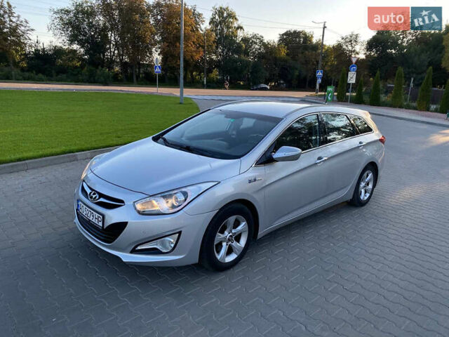 Сірий Хендай і40, об'ємом двигуна 1.69 л та пробігом 202 тис. км за 8600 $, фото 1 на Automoto.ua