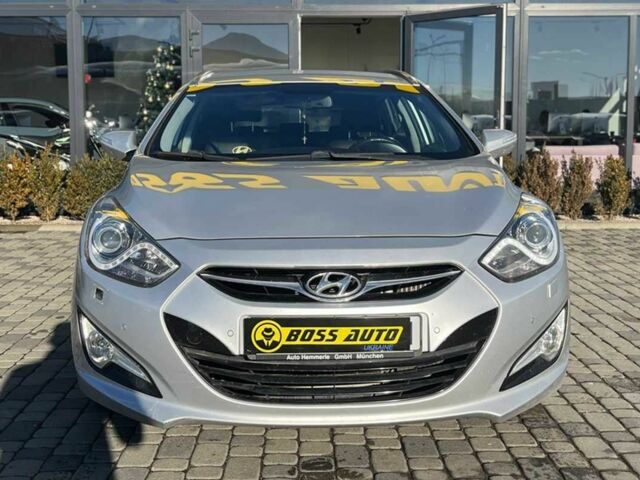 Серый Хендай и40, объемом двигателя 1.7 л и пробегом 180 тыс. км за 10300 $, фото 1 на Automoto.ua