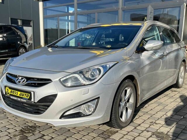 Серый Хендай и40, объемом двигателя 1.7 л и пробегом 180 тыс. км за 10300 $, фото 2 на Automoto.ua