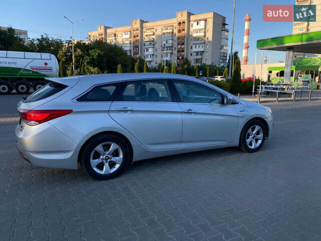 Сірий Хендай і40, об'ємом двигуна 1.69 л та пробігом 202 тис. км за 8600 $, фото 15 на Automoto.ua