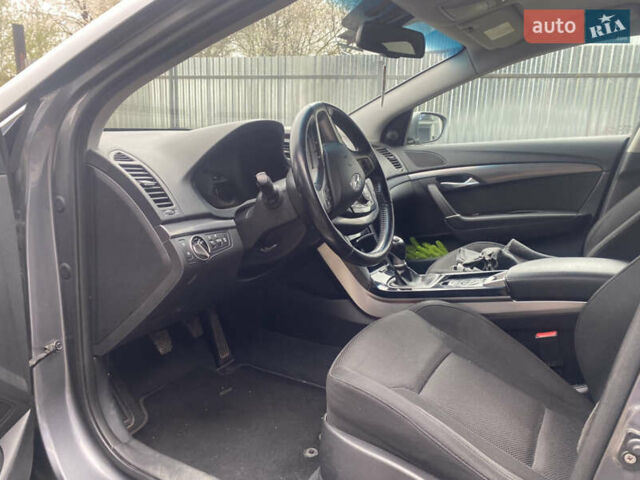 Серый Хендай и40, объемом двигателя 1.7 л и пробегом 188 тыс. км за 9500 $, фото 17 на Automoto.ua