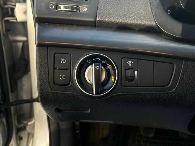 Серый Хендай и40, объемом двигателя 1.7 л и пробегом 180 тыс. км за 10300 $, фото 10 на Automoto.ua