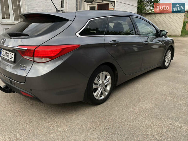 Сірий Хендай і40, об'ємом двигуна 1.69 л та пробігом 243 тис. км за 9500 $, фото 2 на Automoto.ua