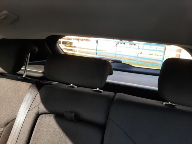 Серый Хендай и40, объемом двигателя 1.7 л и пробегом 220 тыс. км за 10200 $, фото 11 на Automoto.ua