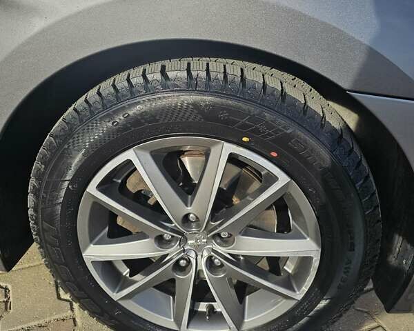 Сірий Хендай і40, об'ємом двигуна 1.7 л та пробігом 272 тис. км за 9200 $, фото 15 на Automoto.ua