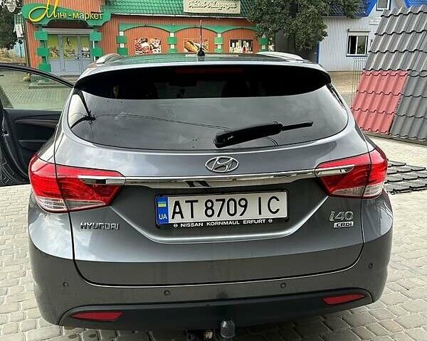 Сірий Хендай і40, об'ємом двигуна 1.7 л та пробігом 200 тис. км за 10200 $, фото 5 на Automoto.ua