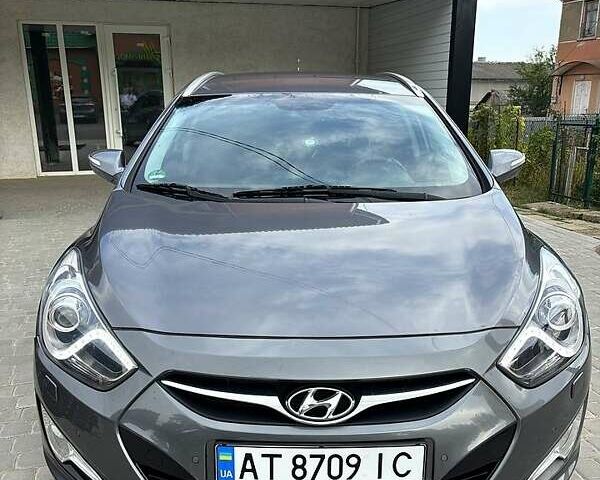 Сірий Хендай і40, об'ємом двигуна 1.7 л та пробігом 200 тис. км за 10200 $, фото 4 на Automoto.ua