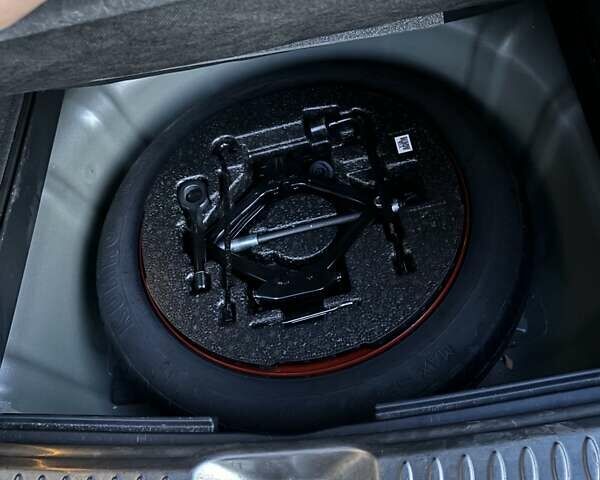 Сірий Хендай і40, об'ємом двигуна 1.69 л та пробігом 200 тис. км за 10300 $, фото 10 на Automoto.ua