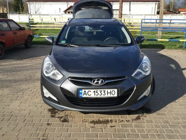 Серый Хендай и40, объемом двигателя 1.7 л и пробегом 220 тыс. км за 10200 $, фото 4 на Automoto.ua