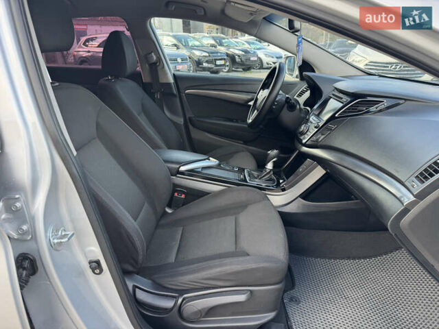 Сірий Хендай і40, об'ємом двигуна 1.69 л та пробігом 220 тис. км за 9499 $, фото 25 на Automoto.ua