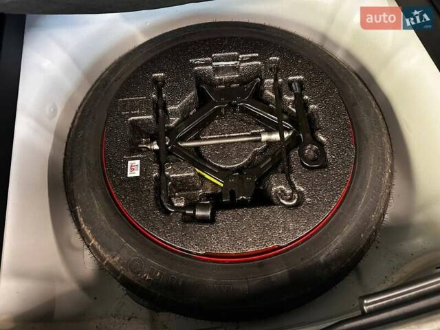 Серый Хендай и40, объемом двигателя 1.69 л и пробегом 288 тыс. км за 9300 $, фото 27 на Automoto.ua