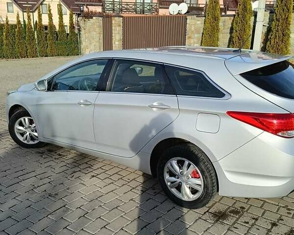 Серый Хендай и40, объемом двигателя 1.69 л и пробегом 269 тыс. км за 9200 $, фото 4 на Automoto.ua