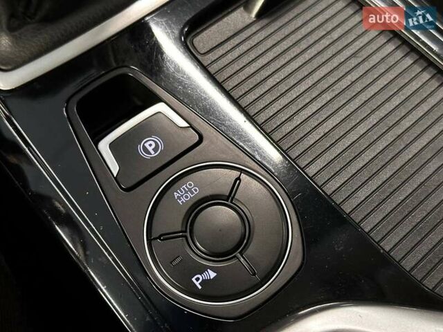 Серый Хендай и40, объемом двигателя 1.69 л и пробегом 288 тыс. км за 9300 $, фото 16 на Automoto.ua