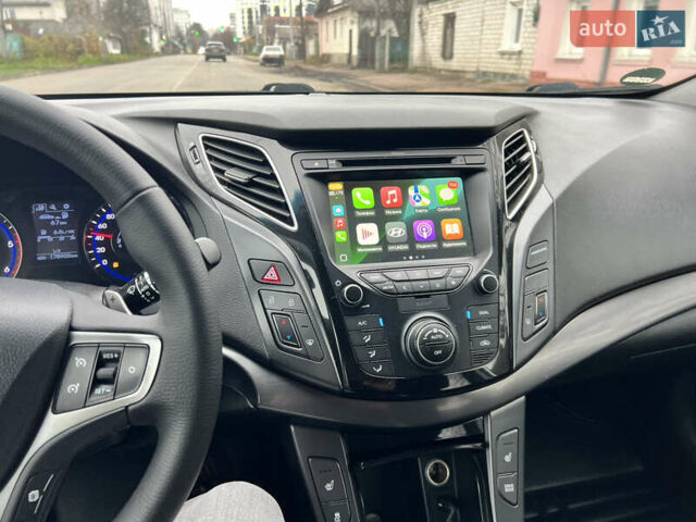 Серый Хендай и40, объемом двигателя 1.69 л и пробегом 179 тыс. км за 12700 $, фото 13 на Automoto.ua