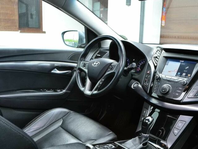 Сірий Хендай і40, об'ємом двигуна 1.6 л та пробігом 43 тис. км за 4800 $, фото 4 на Automoto.ua