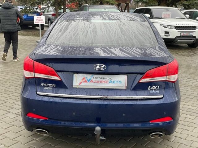 Синий Хендай и40, объемом двигателя 1.7 л и пробегом 321 тыс. км за 9400 $, фото 5 на Automoto.ua