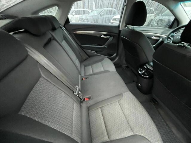 Синий Хендай и40, объемом двигателя 1.7 л и пробегом 321 тыс. км за 9400 $, фото 22 на Automoto.ua