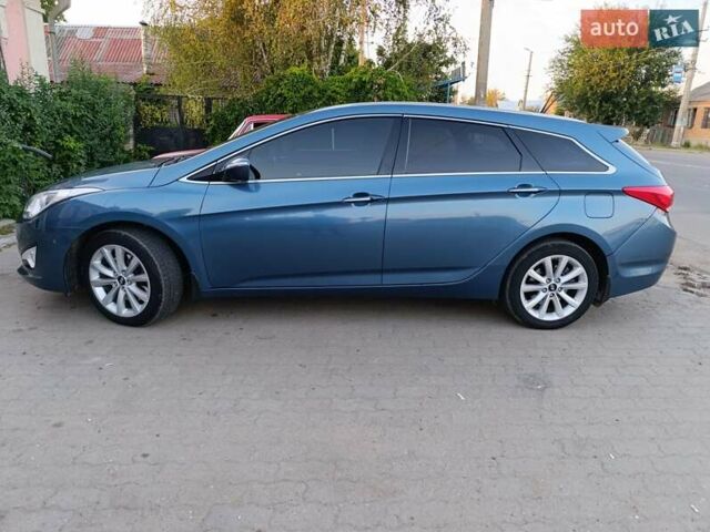 Синий Хендай и40, объемом двигателя 1.69 л и пробегом 223 тыс. км за 9100 $, фото 4 на Automoto.ua