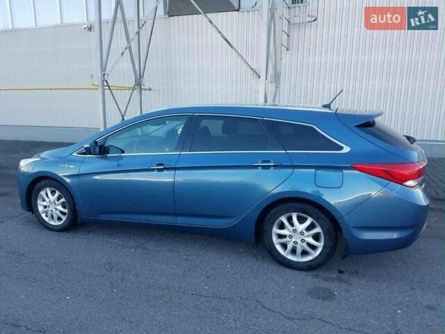Синій Хендай і40, об'ємом двигуна 1.7 л та пробігом 278 тис. км за 8900 $, фото 9 на Automoto.ua