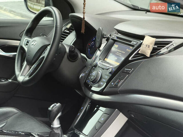 Синий Хендай и40, объемом двигателя 1.69 л и пробегом 277 тыс. км за 8500 $, фото 32 на Automoto.ua