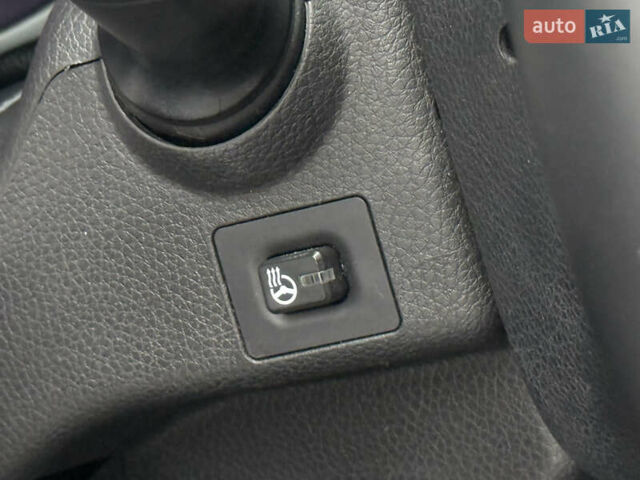 Синий Хендай и40, объемом двигателя 1.69 л и пробегом 277 тыс. км за 8500 $, фото 45 на Automoto.ua