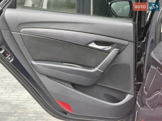 Синий Хендай и40, объемом двигателя 1.69 л и пробегом 277 тыс. км за 8500 $, фото 28 на Automoto.ua