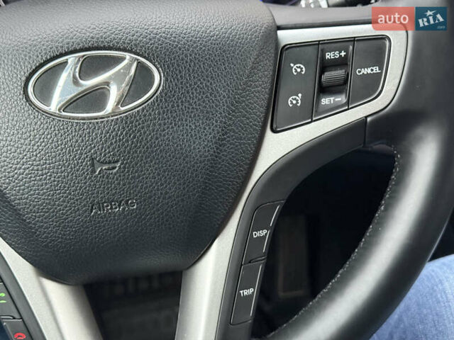 Синий Хендай и40, объемом двигателя 1.69 л и пробегом 277 тыс. км за 8500 $, фото 46 на Automoto.ua