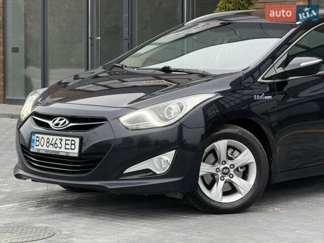 Синий Хендай и40, объемом двигателя 1.69 л и пробегом 277 тыс. км за 8500 $, фото 1 на Automoto.ua