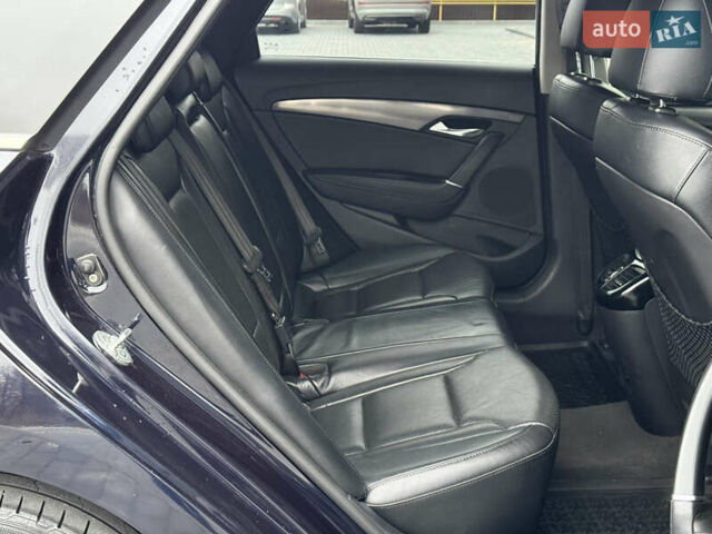 Синий Хендай и40, объемом двигателя 1.69 л и пробегом 277 тыс. км за 8500 $, фото 20 на Automoto.ua