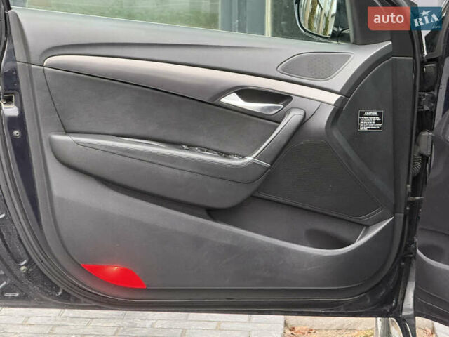 Синий Хендай и40, объемом двигателя 1.69 л и пробегом 277 тыс. км за 8500 $, фото 35 на Automoto.ua