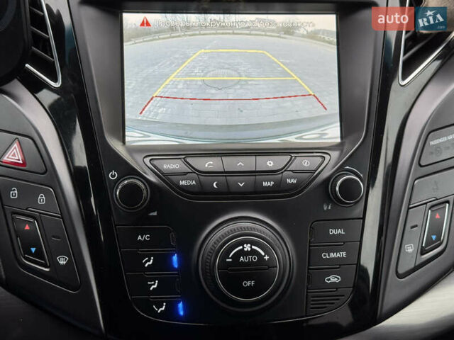 Синий Хендай и40, объемом двигателя 1.69 л и пробегом 277 тыс. км за 8500 $, фото 48 на Automoto.ua