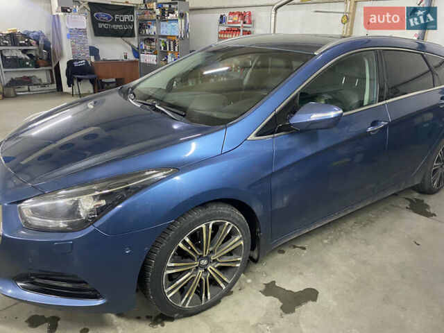 Синий Хендай и40, объемом двигателя 1.7 л и пробегом 213 тыс. км за 12450 $, фото 3 на Automoto.ua