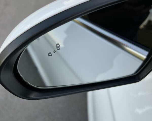 Белый Хендай Ioniq, объемом двигателя 0 л и пробегом 97 тыс. км за 12900 $, фото 14 на Automoto.ua