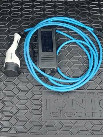 Хендай Ioniq 2016 у Хмельницькому на Automoto.ua Білий Хендай Ioniq, об'ємом двигуна 0 л та пробігом 230 тис. км за 12800 $, фото 10 на Automoto.ua